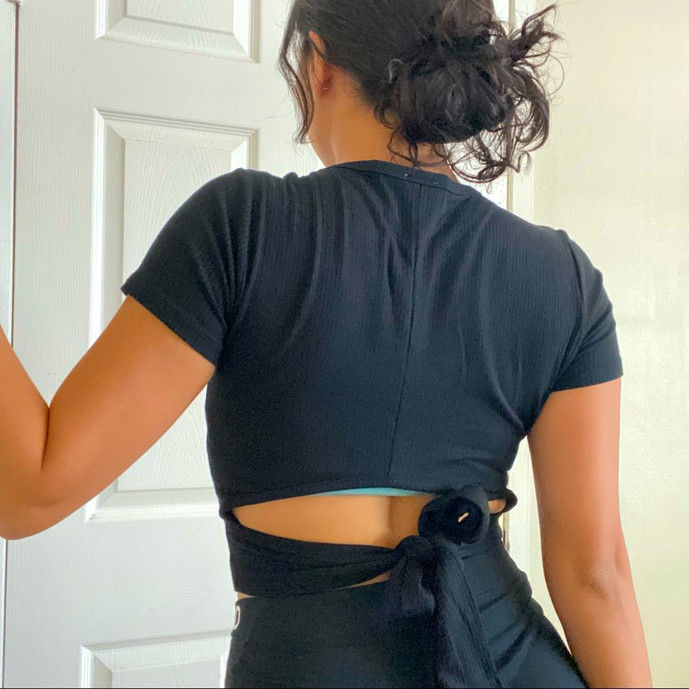 Cropped Tie Back Tee (Brand New)